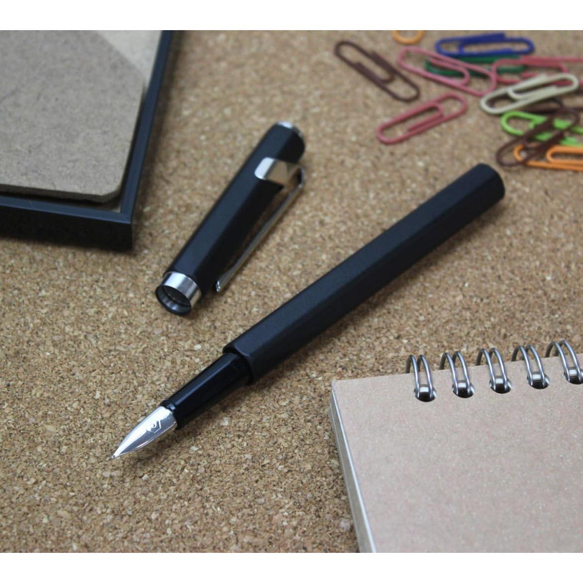 Caneta Tinteiro Caran D´Ache 849 - Noir