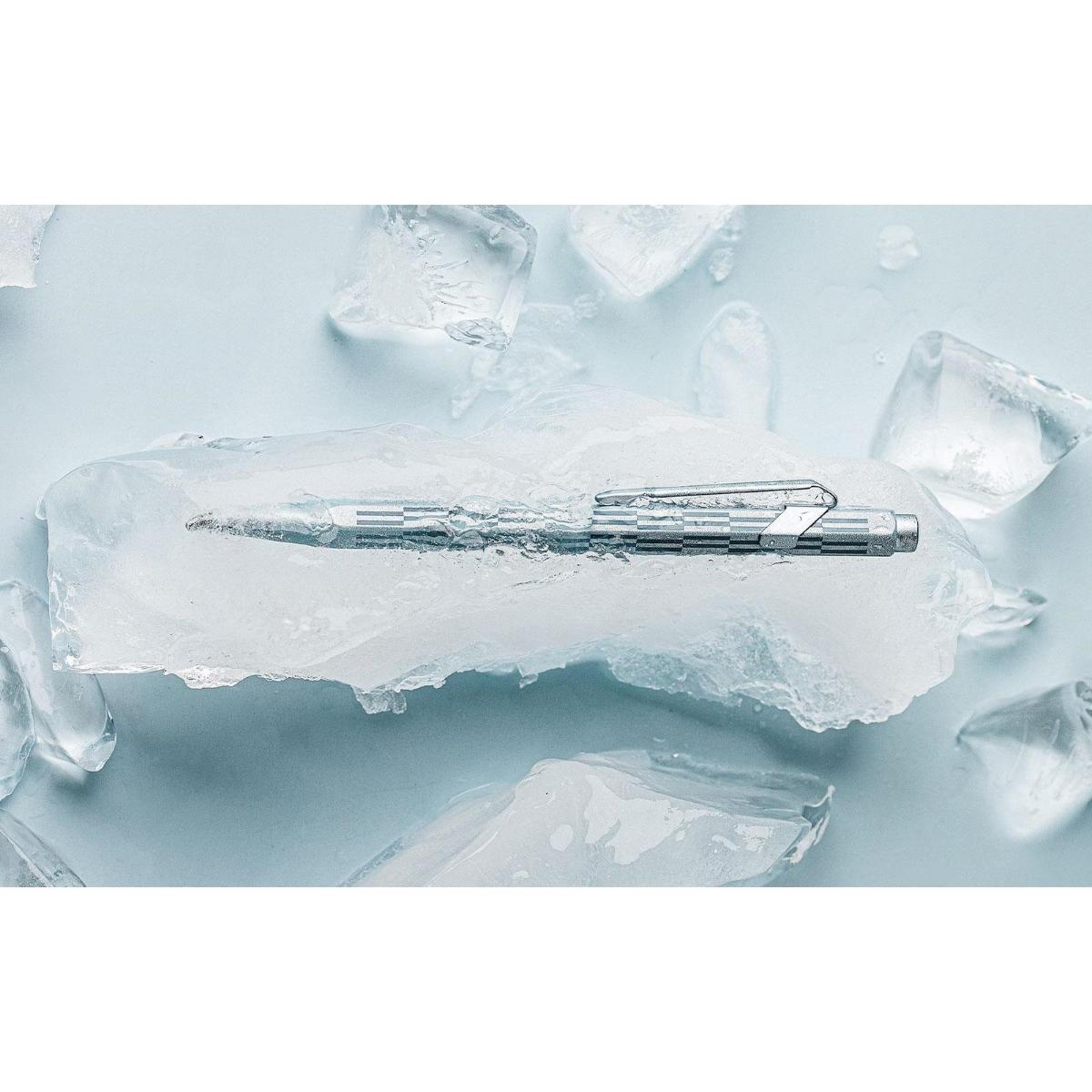 Caneta Caran D'Ache 849 - Alpine Frost Blue - Esferográfica Caran D´ Ache