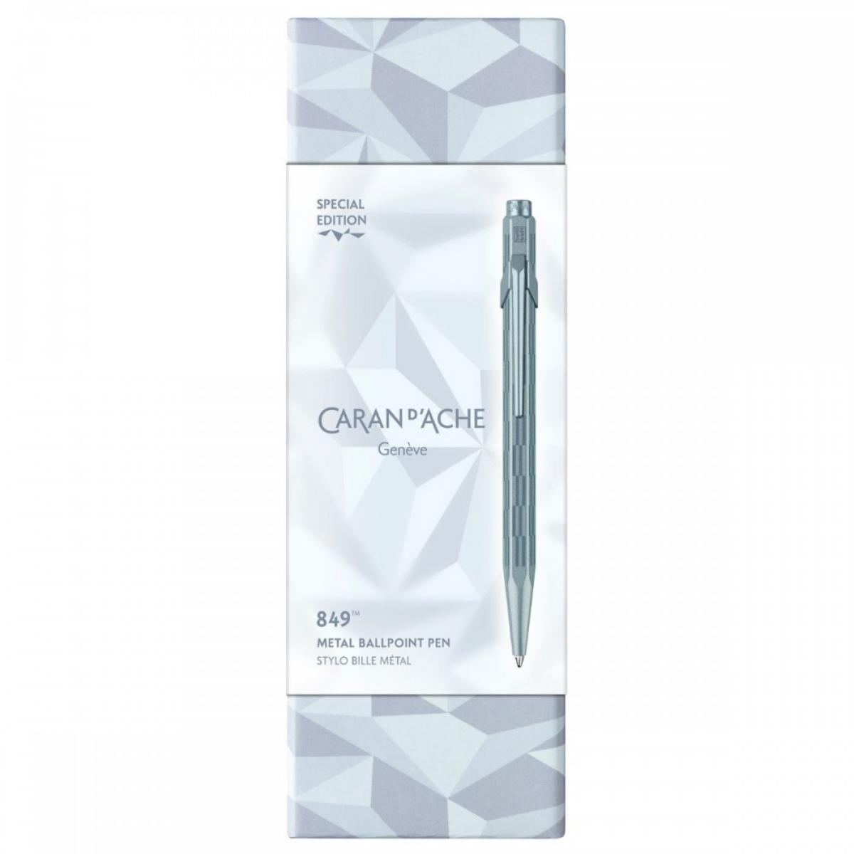 Caneta Caran D'Ache 849 - Alpine Frost Blue - Esferográfica Caran D´ Ache