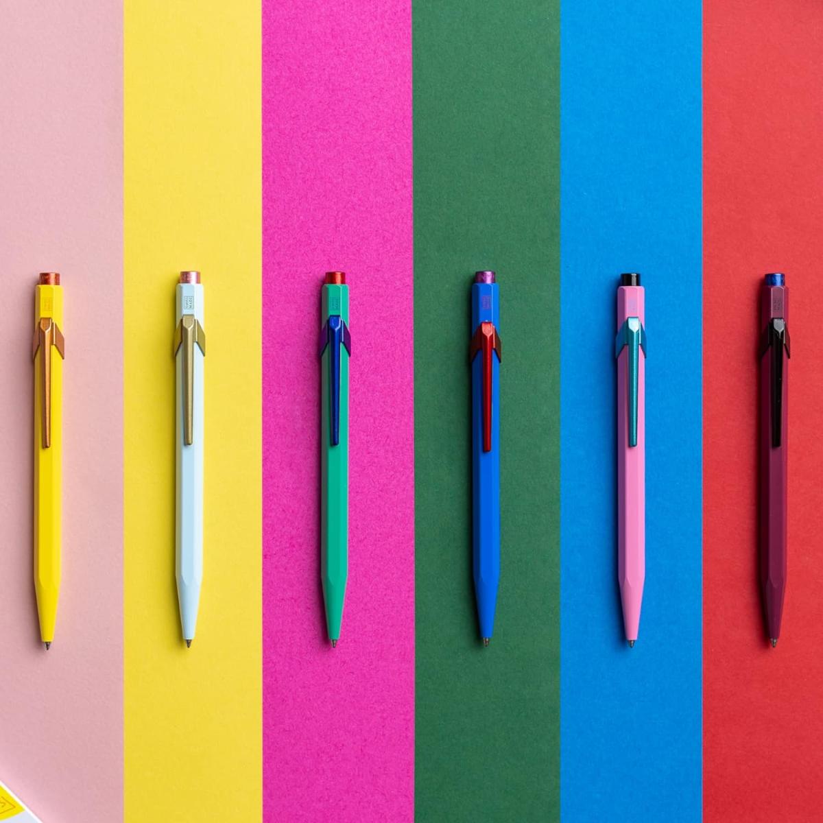 Caneta Caran D´Ache 849 Claim Your Style - Burgundy Caran D´ Ache