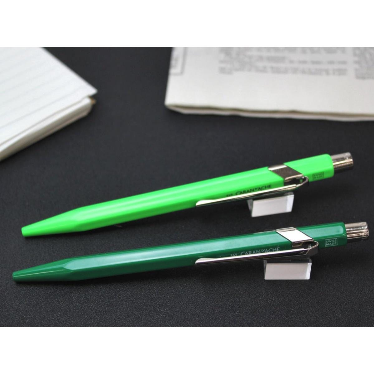 Caneta Caran D´ Ache 849 - Verde - Esferográfica Caran D´ Ache