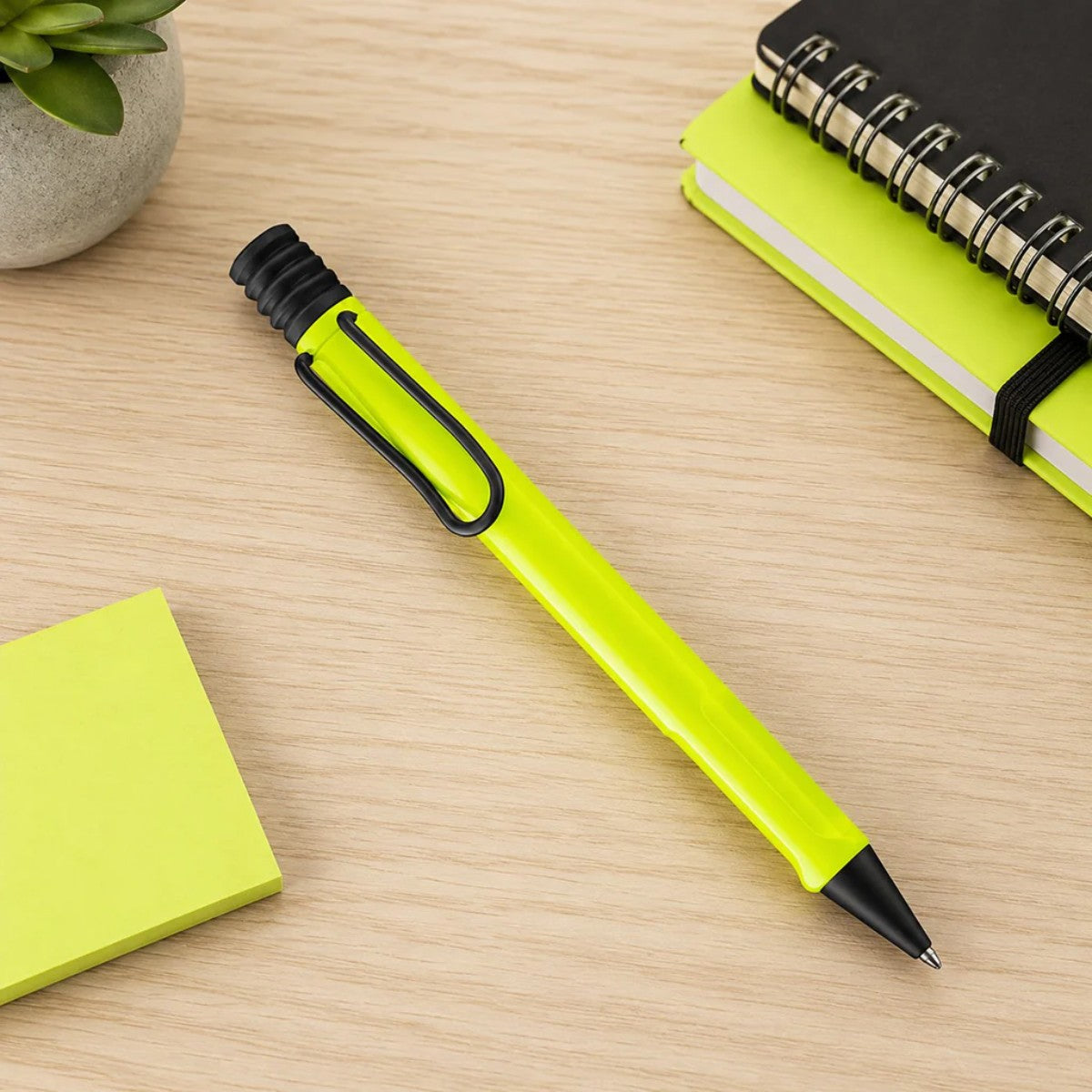 Caneta Lamy Safari Neon Yellow - Esferográfica - M Lamy