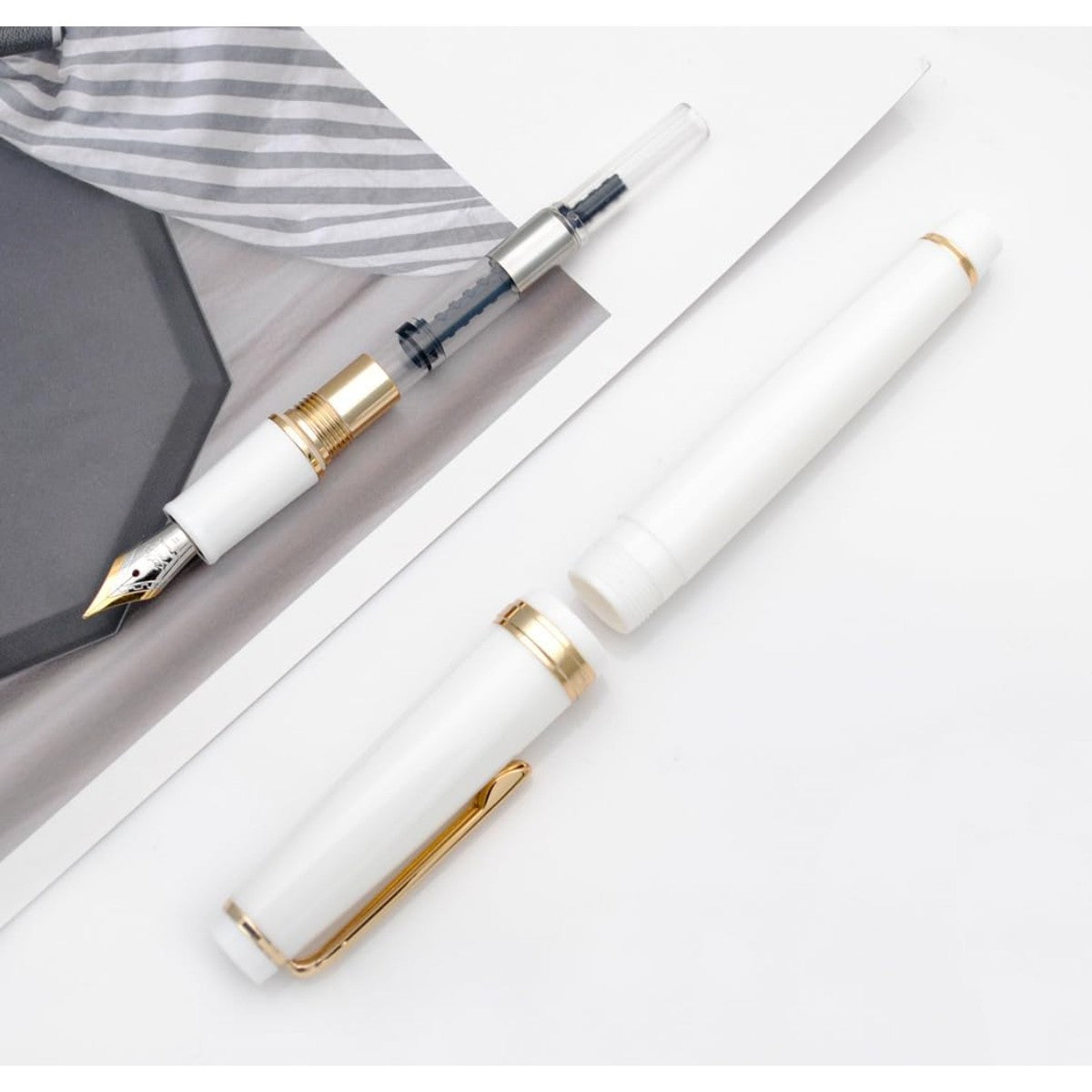 Caneta Tinteiro Jinhao 82 T White - Ponta EF Jinhao
