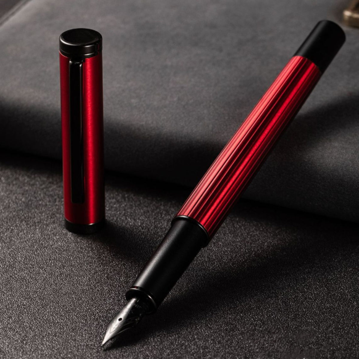 Caneta Tinteiro Jinhao 88 Red - EF Jinhao