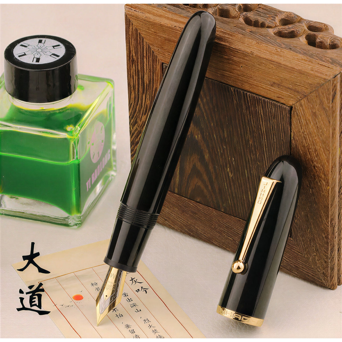 Caneta Tinteiro Jinhao 9019 Black Gold Trims - F Jinhao