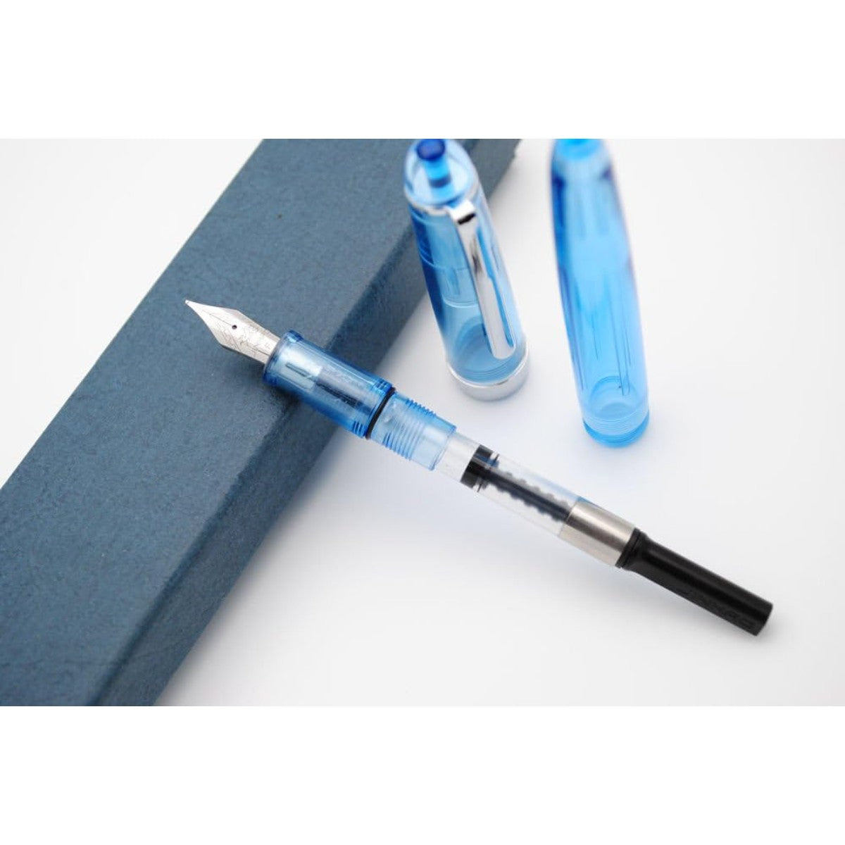 Caneta Tinteiro Jinhao 992 Transparent Blue - Ponta EF Jinhao