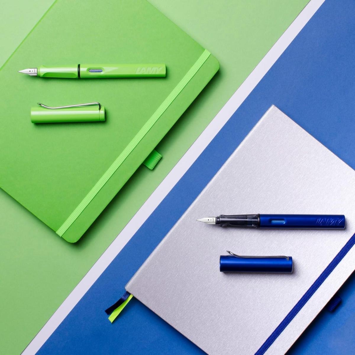 Caneta Tinteiro Lamy Safari - Azul - Ponta Média Lamy