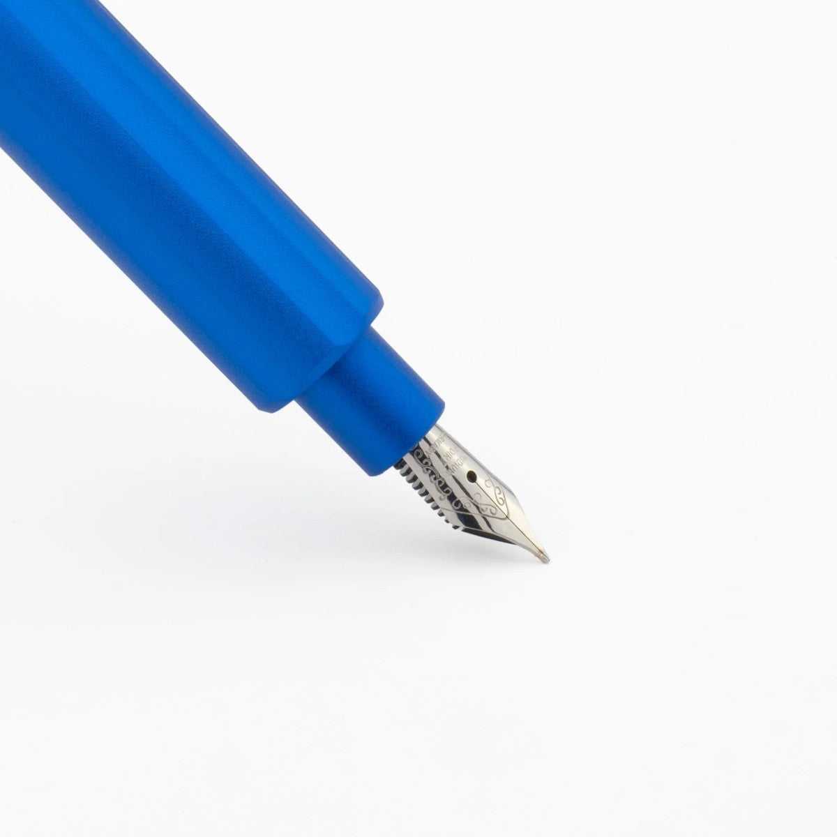 Caneta Tinteiro Monteverde Axis - Matte Blue Monteverde