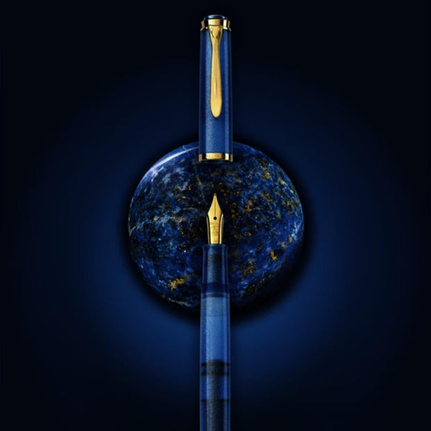 Ponta Pelikan banhada a ouro