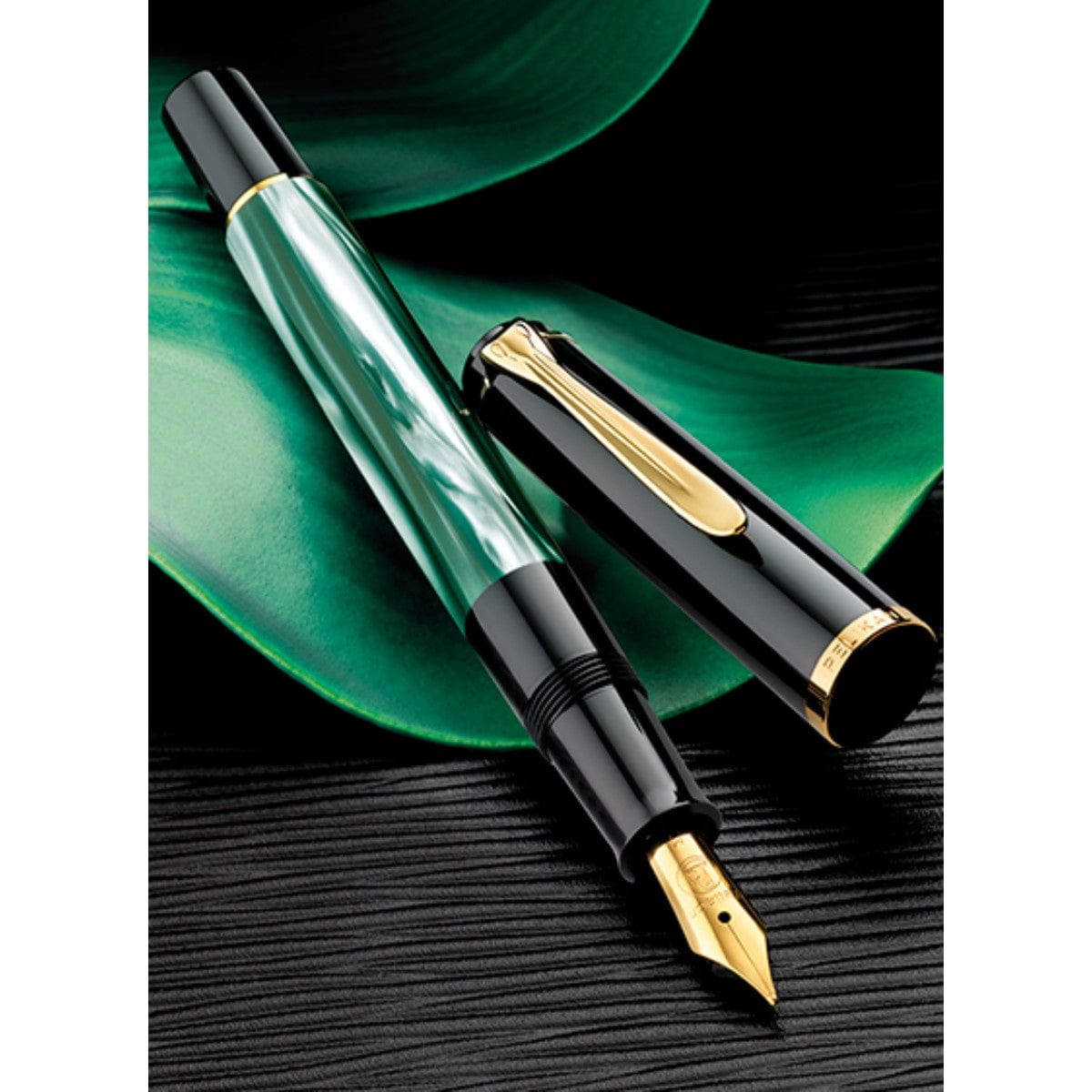 Caneta Tinteiro Pelikan Souverän M200 - Green Marbled - Pena F Pelikan