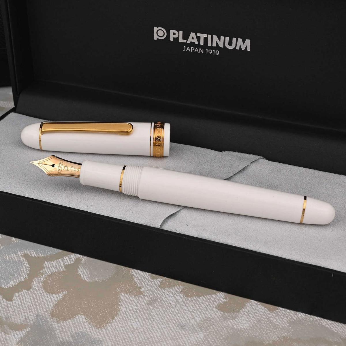 Caneta Tinteiro Platinum 3776 Century - White & Gold - M Platinum