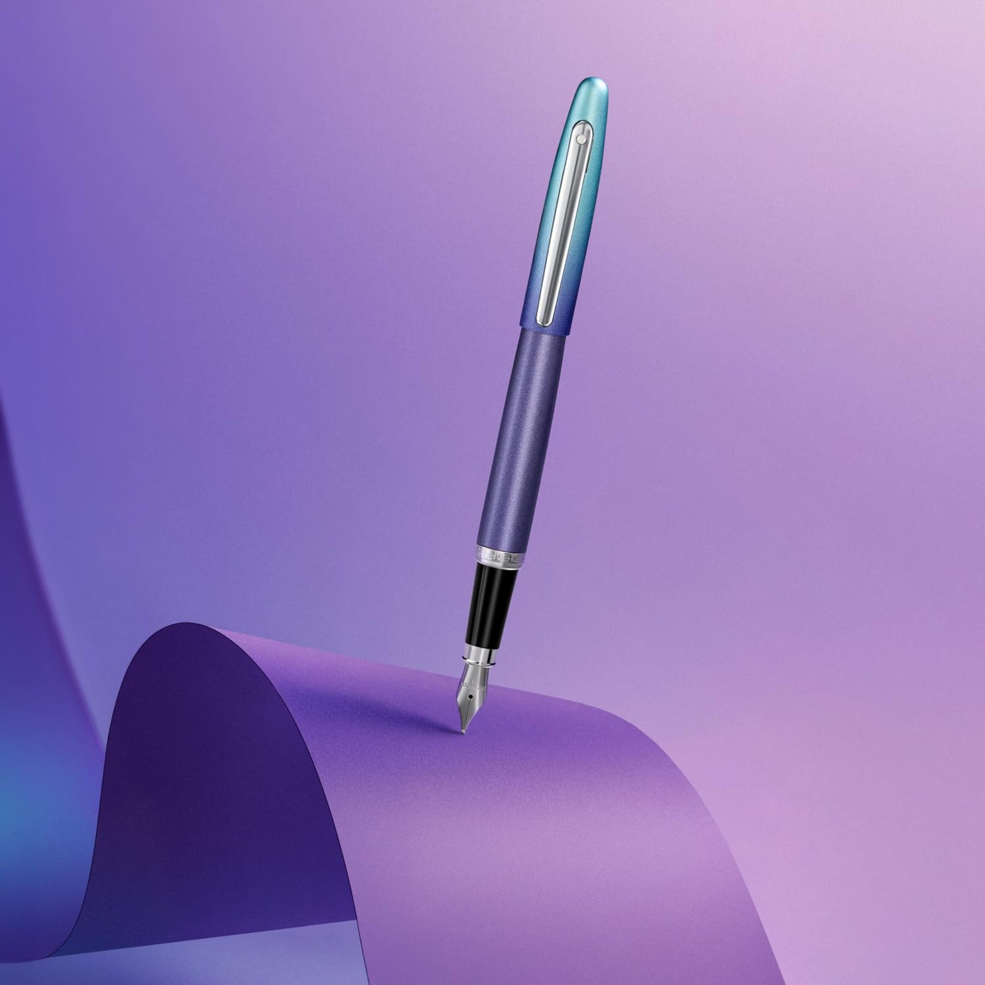Caneta Tinteiro Sheaffer Expressions VFM - Degradê Azul e Perolado - M Sheaffer