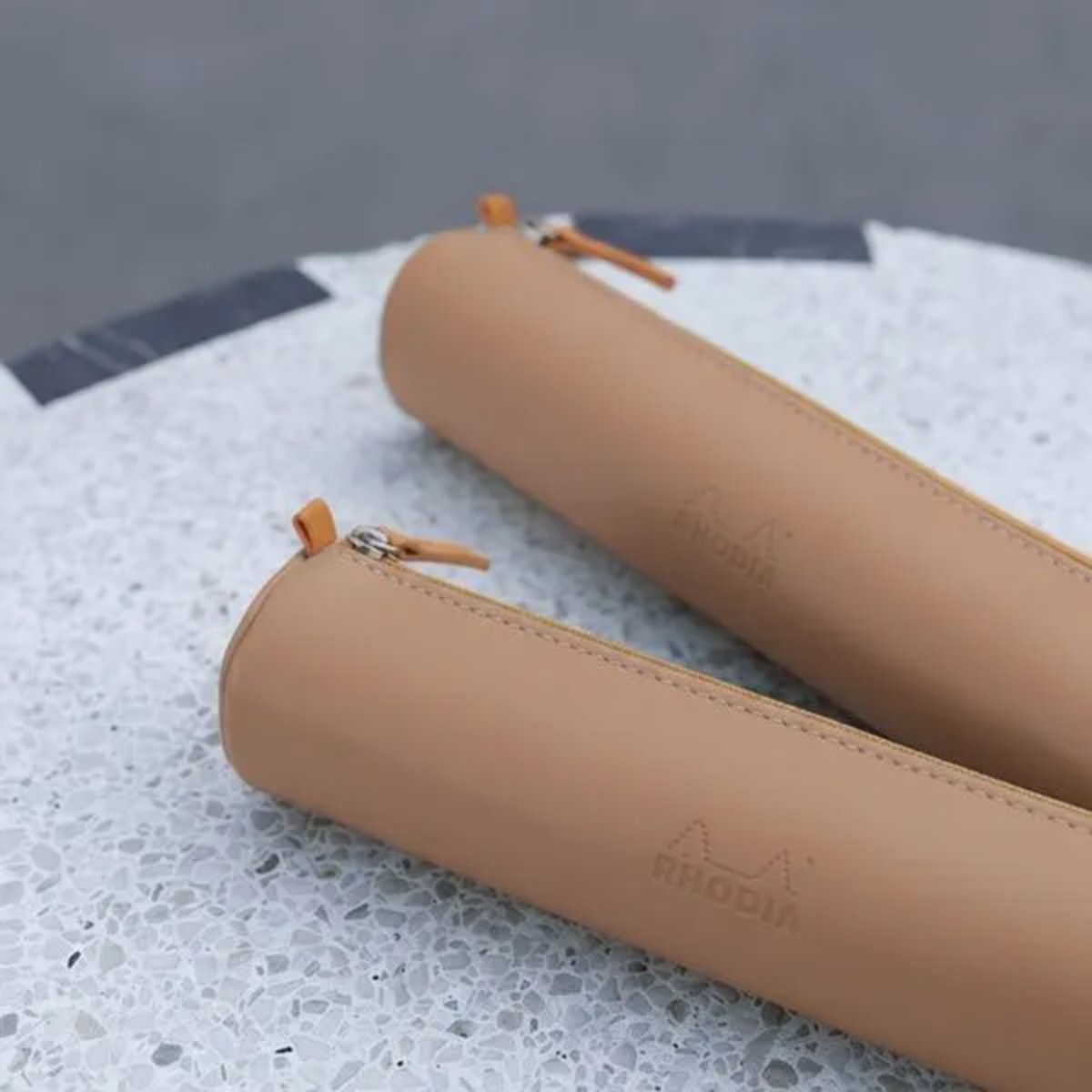 Estojo Rhodia Round Taupe -  318894C Livraria Skilo