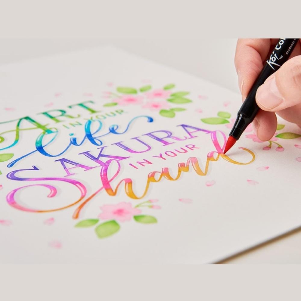 Koi Coloring Brush 12 Cores - Marcador Artístico  à Base de Água com Ponta Brush Sakura